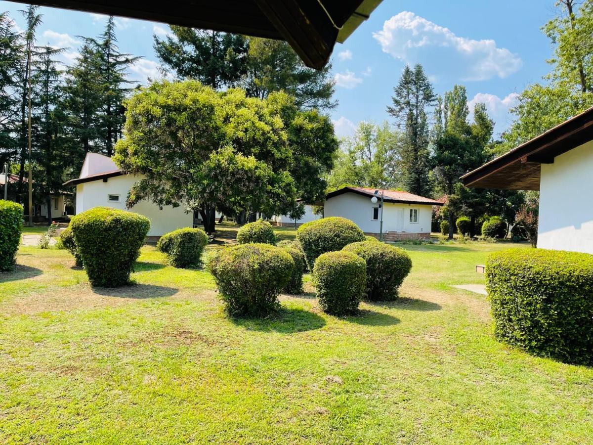 Fuk-tak's bungalow Dojran Bagian luar foto